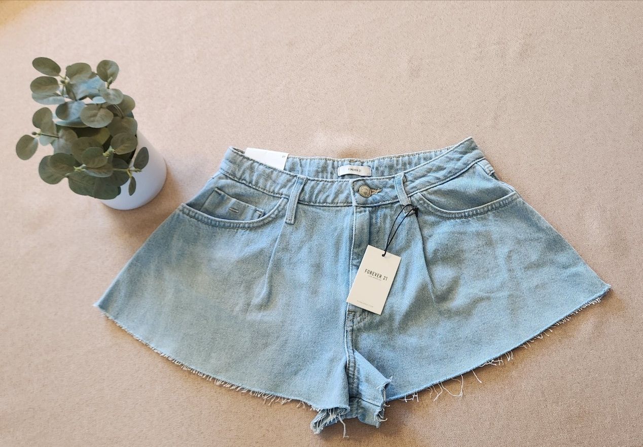 Forever 21 Skirt/Short