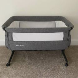 Mika Micky Baby Bassinet Bedside Sleeper