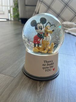 Mickey Mouse snow globe