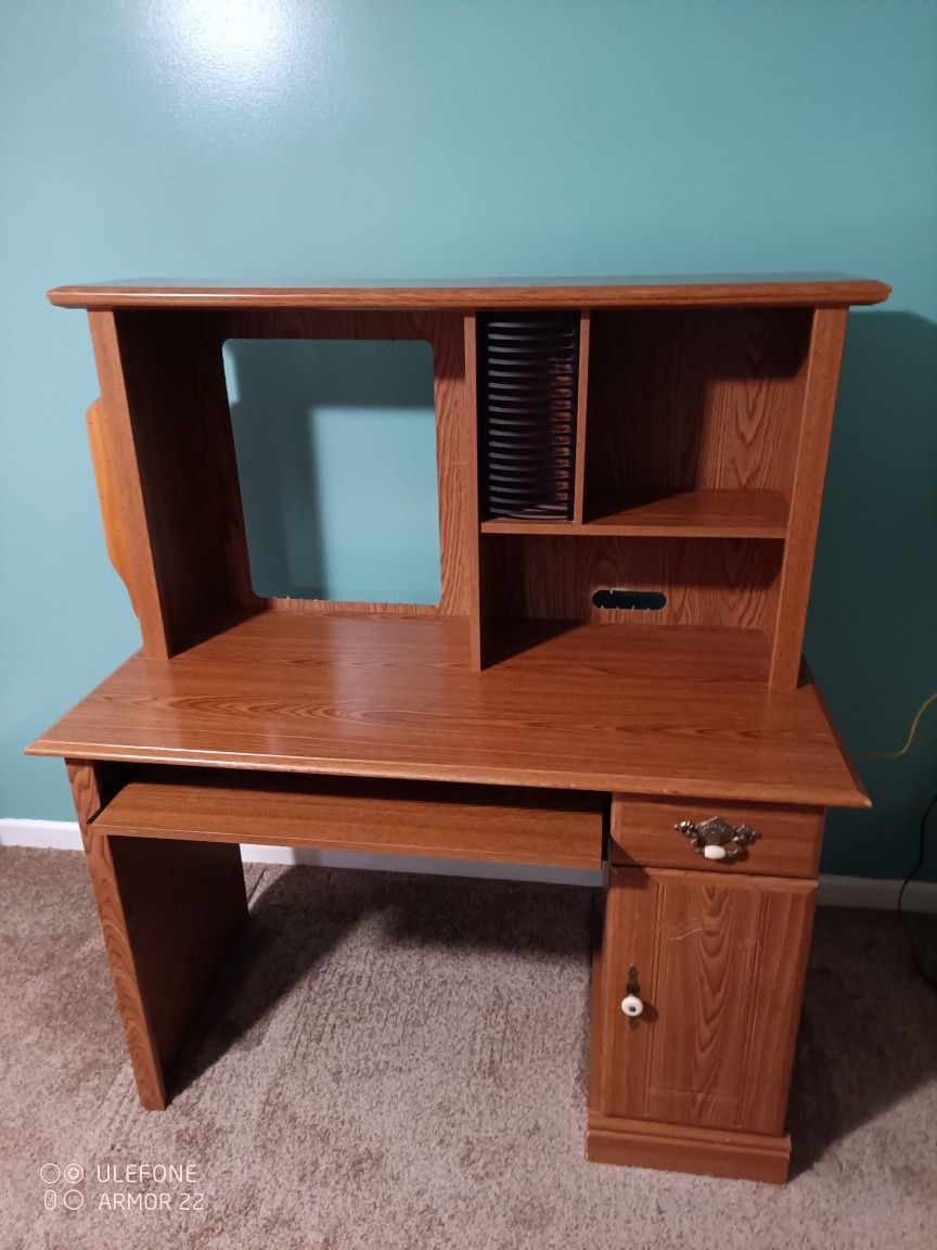 Computer Desk