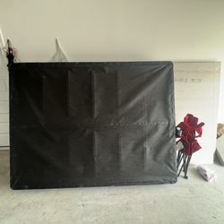 Free Queen Spring Box 