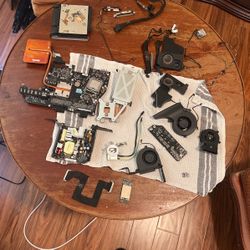 iMac 21,5 Late 2009 Parts