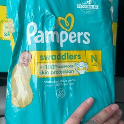 Pampers Swaddlers Newborns
