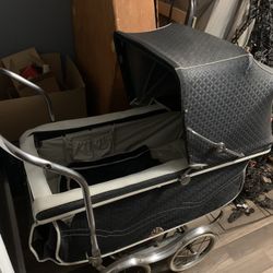 Original 1930s baby carriage