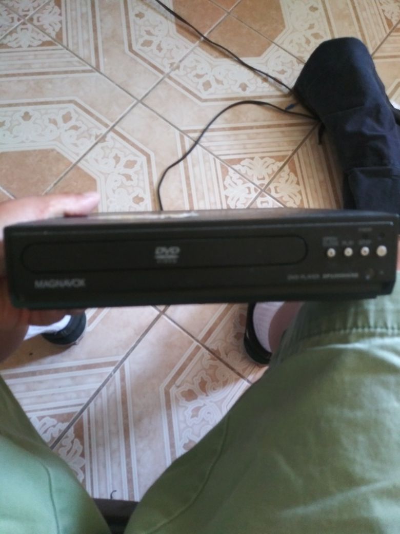 Used dvd player