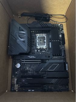 Asus ROG STRIX Z790 F Motherboard