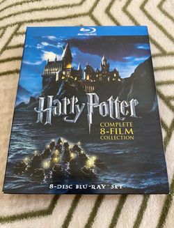 Harry Potter: The Complete 8-Film Collection (8-Disc Blu-ray Box Set)