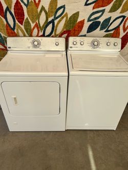 Maytag set gas laundry