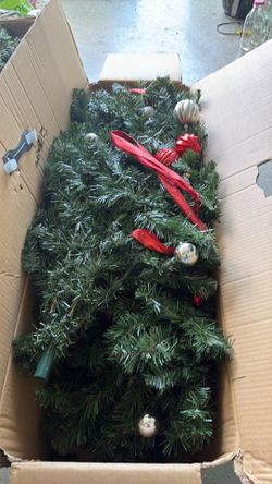 7ft Christmas tree