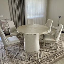 Extendable Dining Table + 6 Tufted Chairs