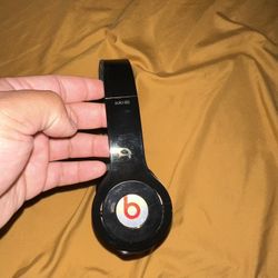 Beats Solo By Dr. Dre (Refurbished)