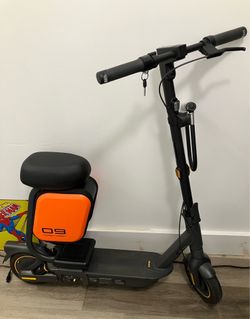 Ninebot Max G2 (seat & lock not included)