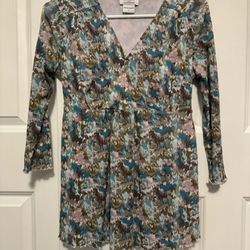 Womens Maternity Clothing Lot 4 Tops