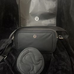 Lululemon Bag and coin purse