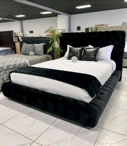Queen Size Premium Velvet Bed ⚫️. SPECIAL OFFER