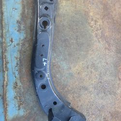 2013 toyota camry upper radiator support left