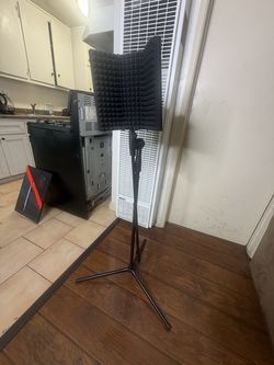 Microphone Isolation Shield + Mic Stand – $40