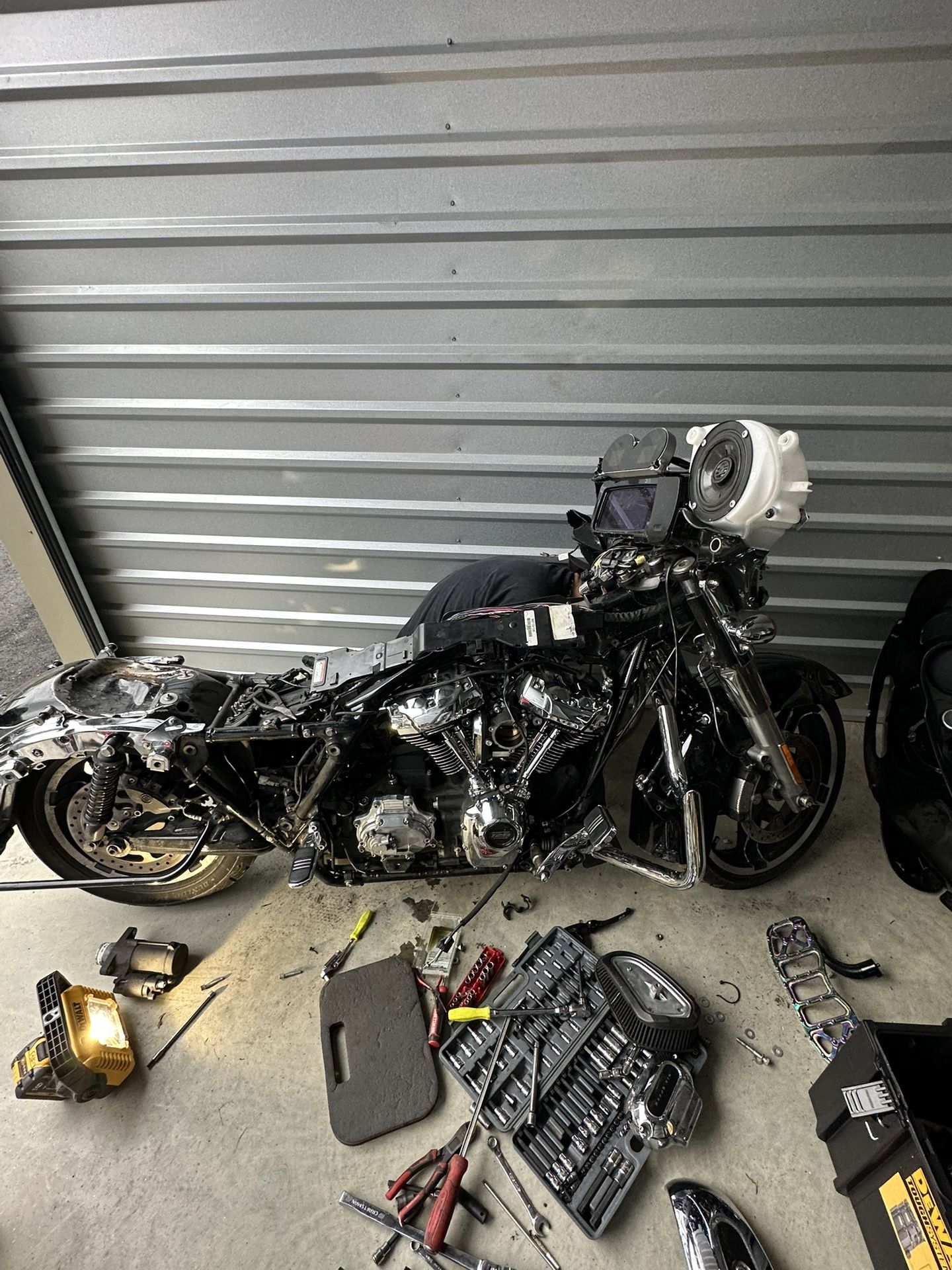 Harley m8 stage 4 128 engine and performace transmission plug and play(2017-2022 soft tail models