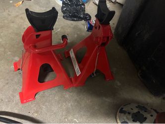Jack stand pair