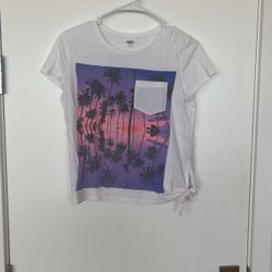 Old navy T-shirt 