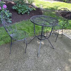 Wrought Iron Wire Cafe & Chairs