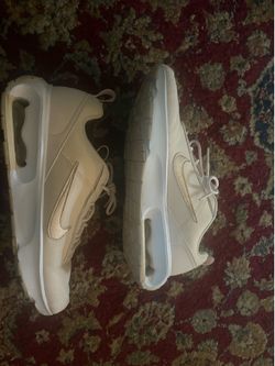 Nike air max women's size 10