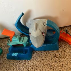 Hot Wheels Shark 