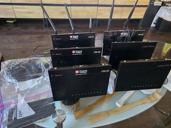 6 Asus AC1900 routers