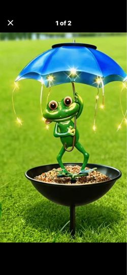 Brand new Set of Frog Bird Feeder and Blue Bird Water/Bath