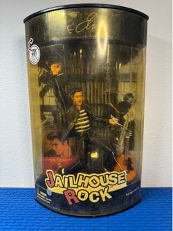 Elvis figure