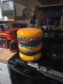 Hamburger stool