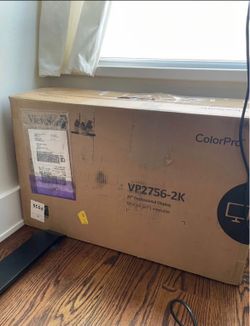 In Box 27 inch monitor ViewSonic Color Pro