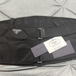Prada Vintage 1999 Nylon Tactical Belt Bag- Like New!
