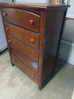 5-Drawer Wooden Chest Dresser DIY Project