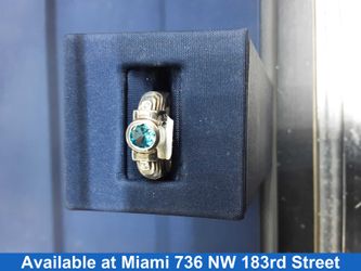Women's Ring - Silver 5.6 grams Size 8.5
