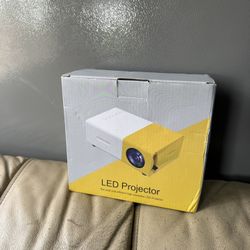 Mini LED projector 