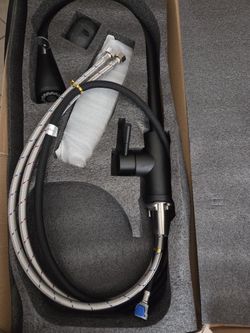 Forious Black Kitchen Faucet