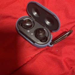 Samsung Galaxy Buds With Case