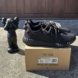 Adidas Yeezy Boost 350 “Pirate Black” 🏴‍☠️ Size 11 Men