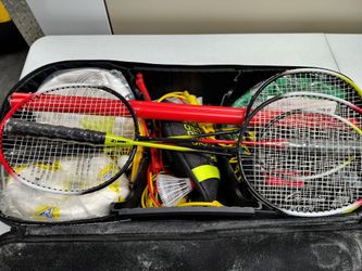 Zume Games Portable Badminton set