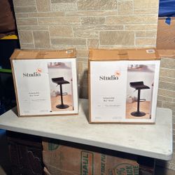 Studio 3B, Adjustable Bar Stool, Color Black New, 2 Sets 