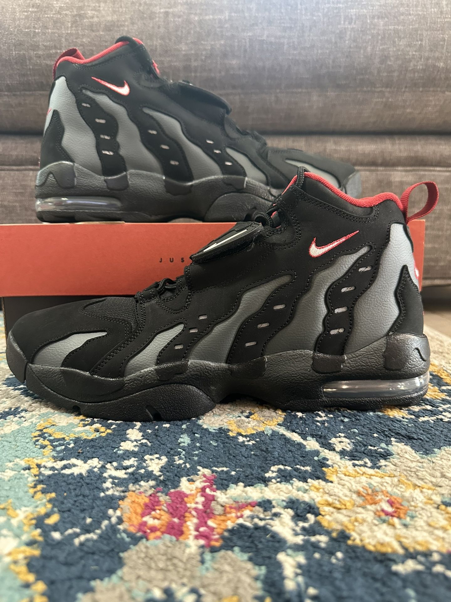 Nike Air DT Max ‘96 “Falcons”