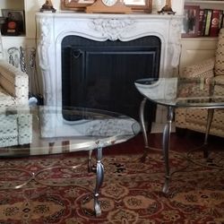 Beautiful Brass Coffee Table Set Like New!!!