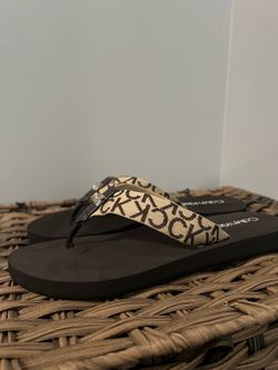 Calvin Klein Flip Flops/Sandals