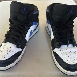 Jordan 1 Mid 