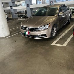 2016 Volkswagen Passat 1.8T