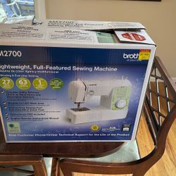 Sewing machine SM2700