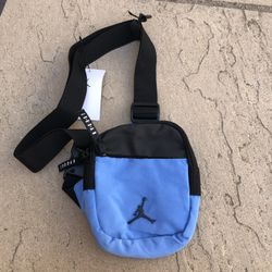New Nike Jordan Airborne Hip Bag Fanny Pack Waist Belt Legend Blue 0.5L
