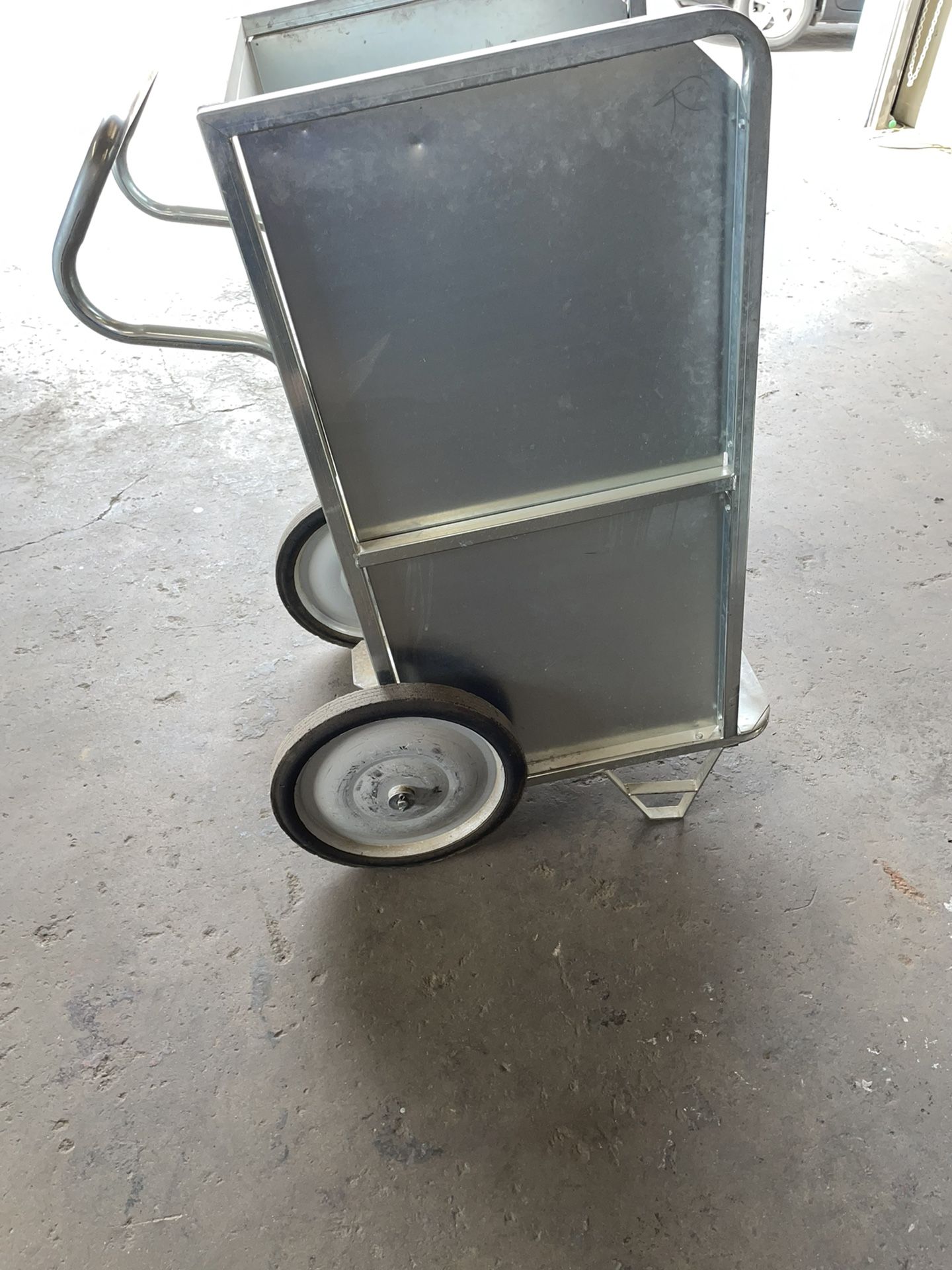 Two Wheel Dolly