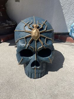 Skeleton Head 